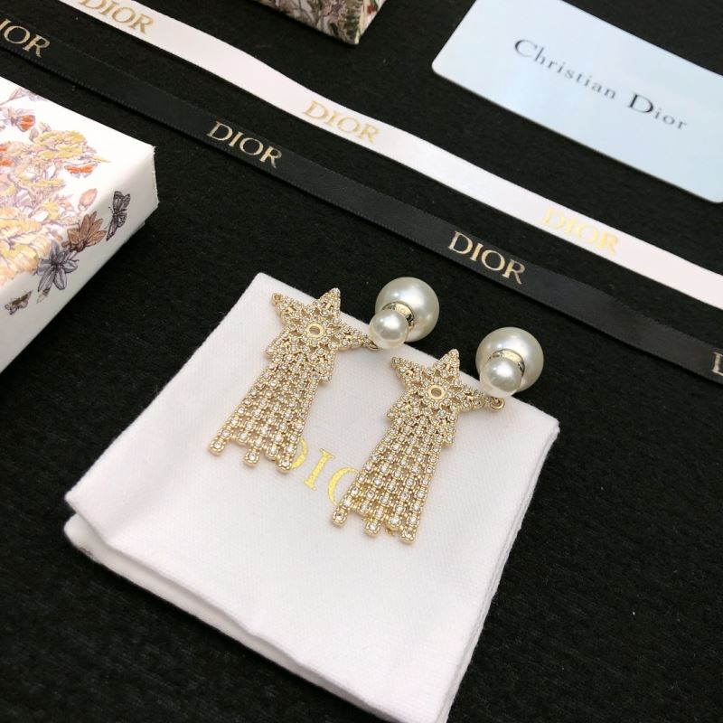 chr1st1an D10r earrings